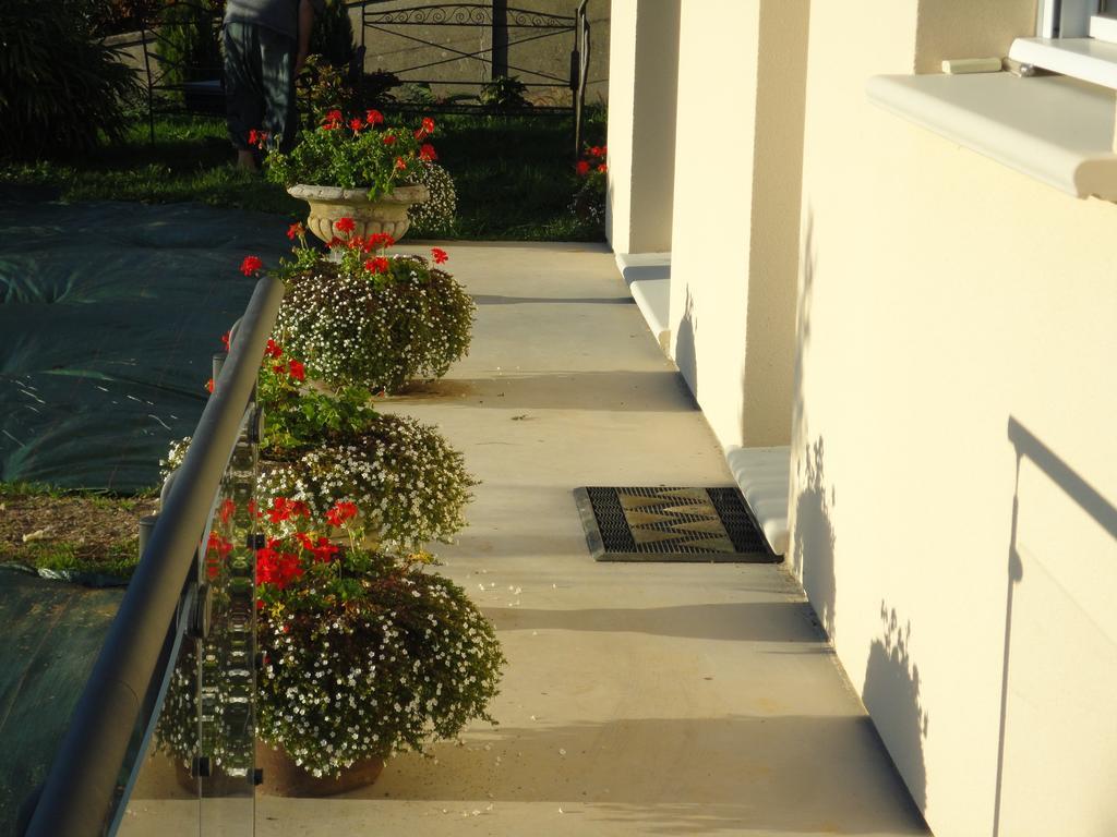 Chez Ewa Bed & Breakfast Montivilliers Exterior foto